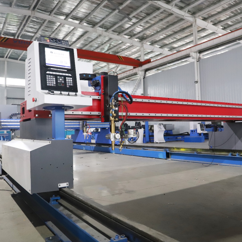 Cnc Plasma Cutter - Découpeuse plasma CNC à portique robuste